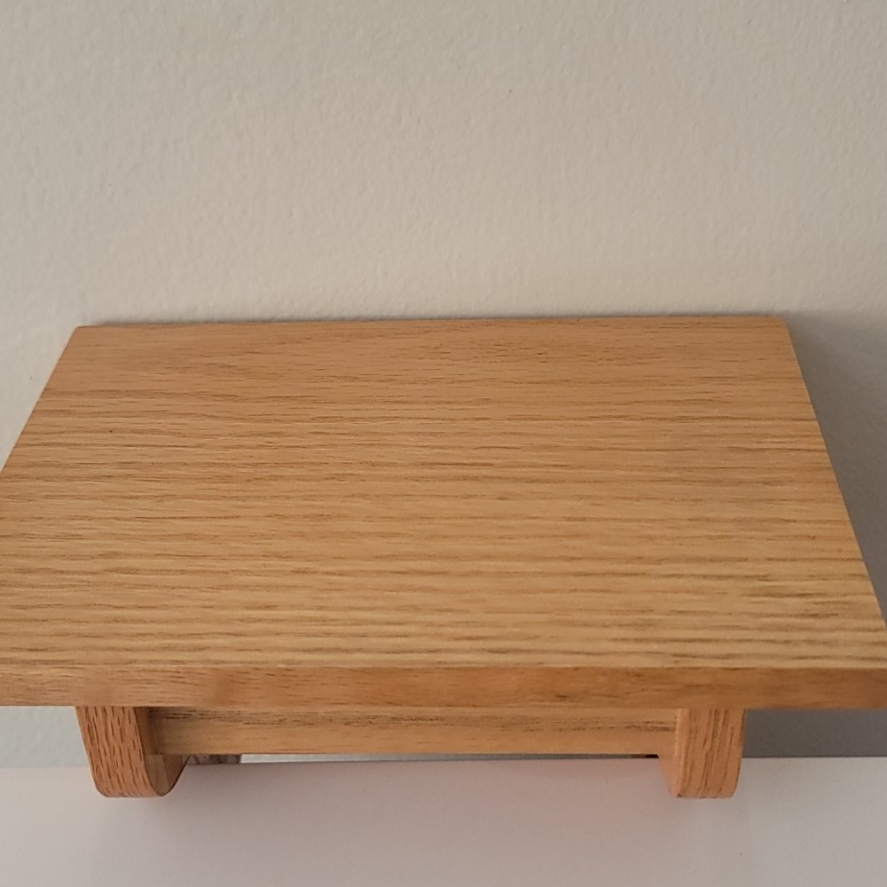 Two mini pedestals